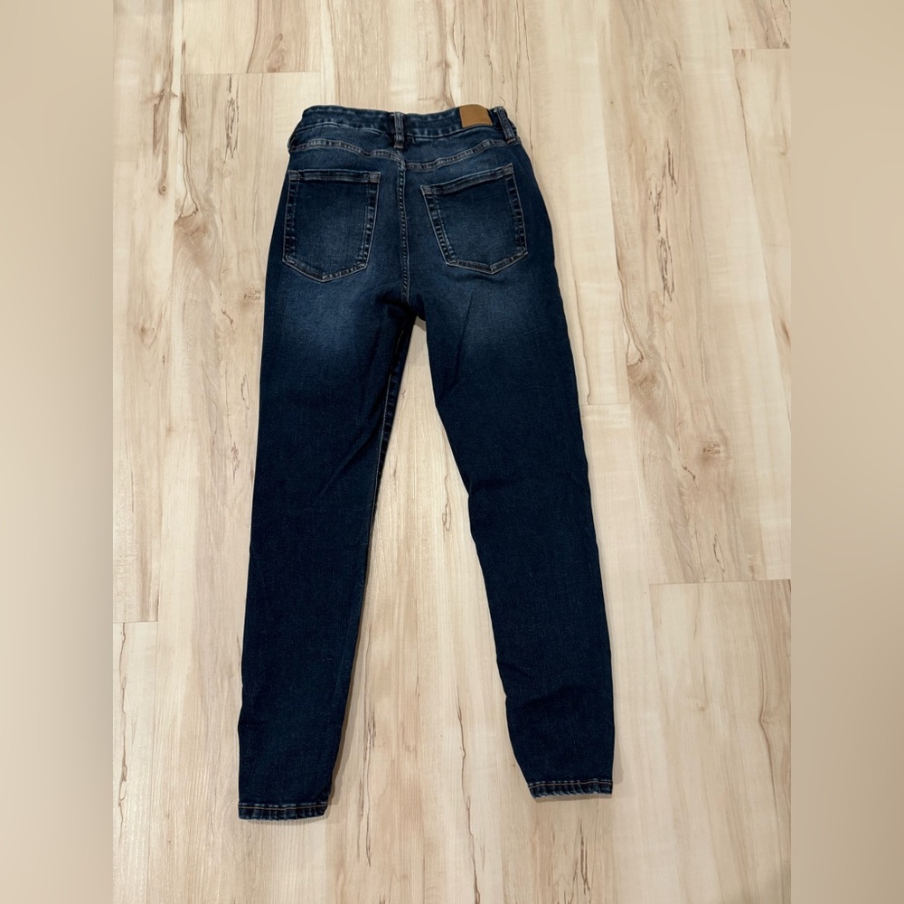 High Rise Curvy Jegging - Picture 2 of 6